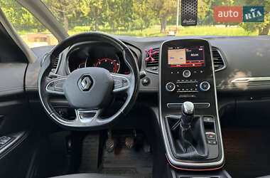 Минивэн Renault Scenic 2016 в 