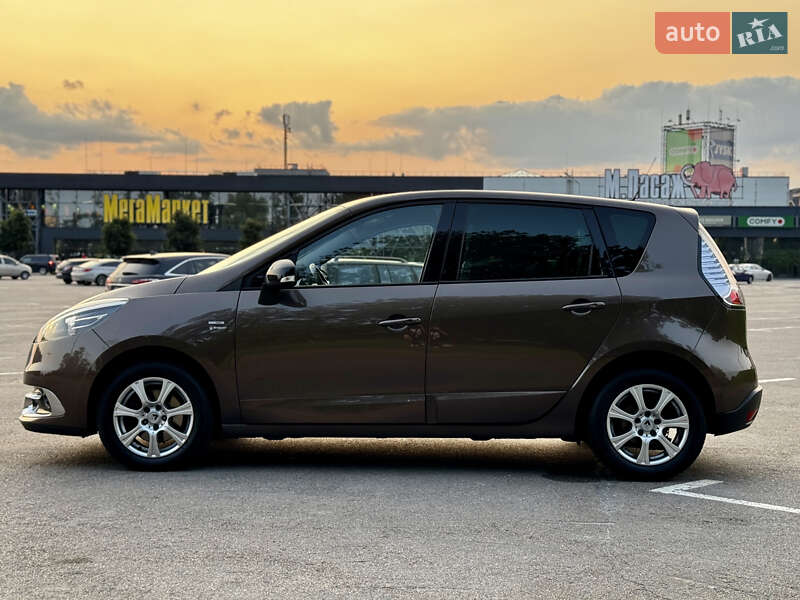 Мінівен Renault Scenic 2013 в Києві