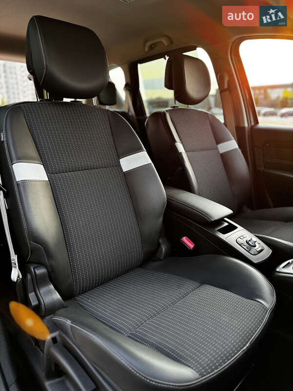 Мінівен Renault Scenic 2013 в Києві