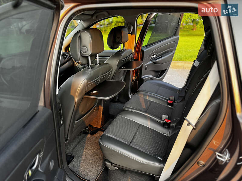 Мінівен Renault Scenic 2013 в Києві