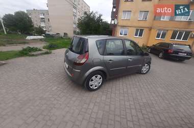 Минивэн Renault Scenic 2003 в 