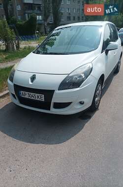 Мінівен Renault Scenic 2012 в Запоріжжі