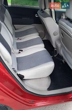 Минивэн Renault Scenic 2003 в 