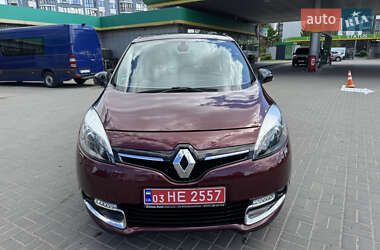 Минивэн Renault Scenic 2013 в 