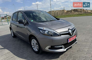 Мінівен Renault Scenic 2015 в 
