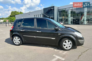 Минивэн Renault Scenic 2005 в 