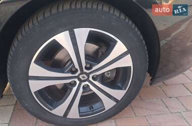Минивэн Renault Scenic 2011 в 