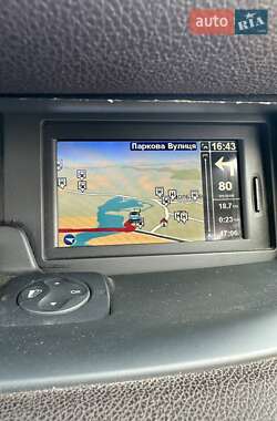 Минивэн Renault Scenic 2011 в 