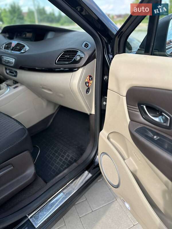 Минивэн Renault Scenic 2011 в Здолбунове