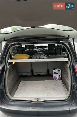 Минивэн Renault Scenic 2006 в 