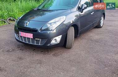 Минивэн Renault Scenic 2012 в Харькове