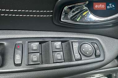 Мінівен Renault Scenic 2015 в 