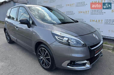 Минивэн Renault Scenic 2012 в 
