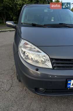 Минивэн Renault Scenic 2006 в 