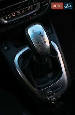 Мінівен Renault Scenic 2013 в 