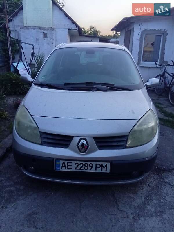 Мінівен Renault Scenic 2005 в Дніпрі