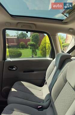 Минивэн Renault Scenic 2006 в 