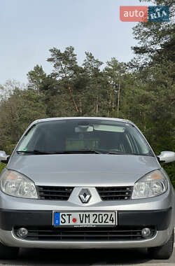 Минивэн Renault Scenic 2005 в Киверцах