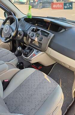 Минивэн Renault Scenic 2008 в 
