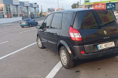 Минивэн Renault Scenic 2004 в 