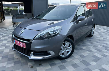 Минивэн Renault Scenic 2013 в 