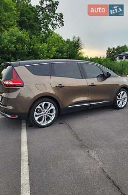 Минивэн Renault Scenic 2019 в 