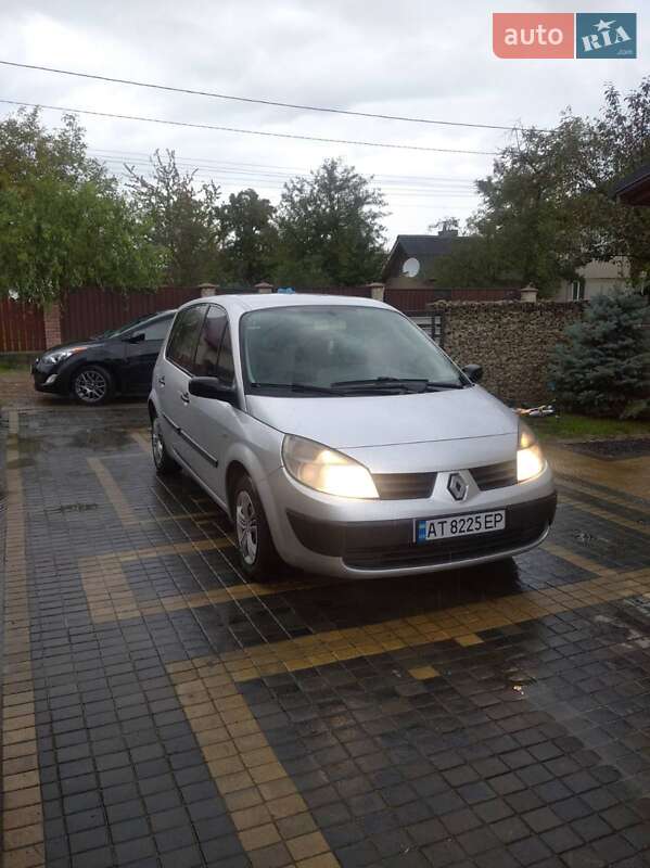 Минивэн Renault Scenic 2006 в 