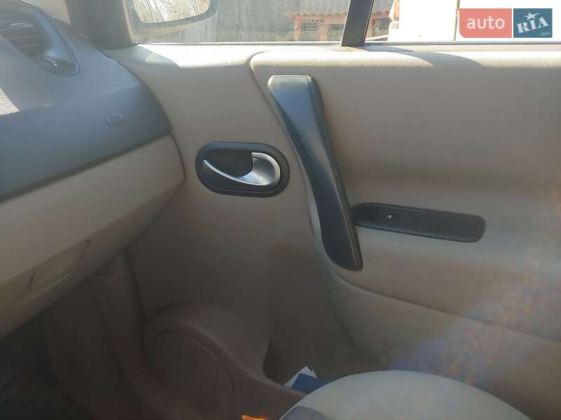 Мінівен Renault Scenic 2005 в Рівному