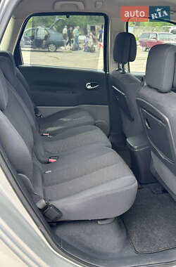 Минивэн Renault Scenic 2006 в 