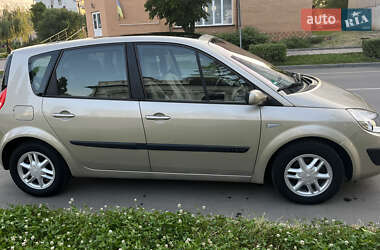 Минивэн Renault Scenic 2006 в 