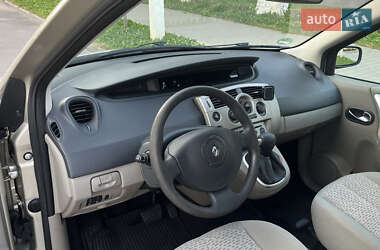 Минивэн Renault Scenic 2006 в 