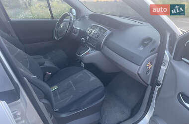 Минивэн Renault Scenic 2005 в 