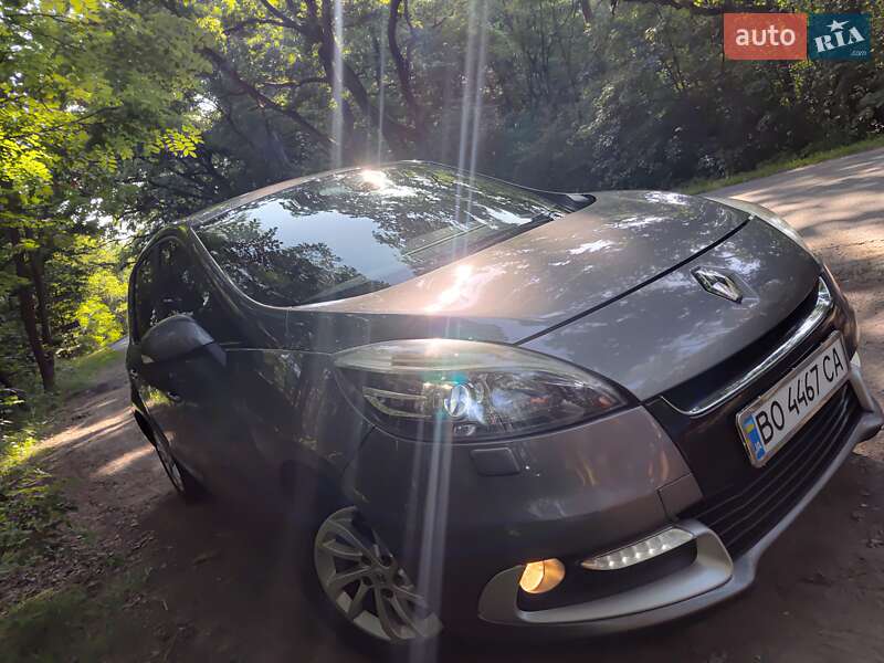 Минивэн Renault Scenic 2013 в Бережанах