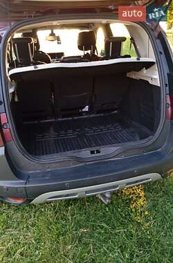 Минивэн Renault Scenic 2014 в 