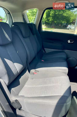 Минивэн Renault Scenic 2006 в 