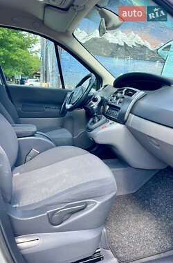 Минивэн Renault Scenic 2006 в 