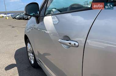 Минивэн Renault Scenic 2012 в 