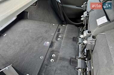 Минивэн Renault Scenic 2013 в 