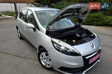 Минивэн Renault Scenic 2013 в 