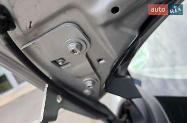 Минивэн Renault Scenic 2013 в 