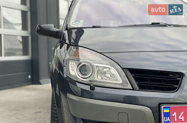 Минивэн Renault Scenic 2008 в 