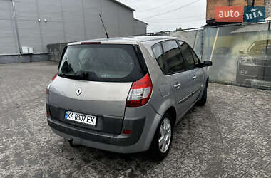 Минивэн Renault Scenic 2005 в 