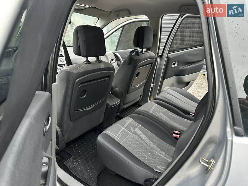 Мінівен Renault Scenic 2005 в Житомирі