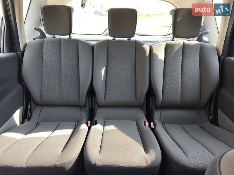 Минивэн Renault Scenic 2007 в Ровно