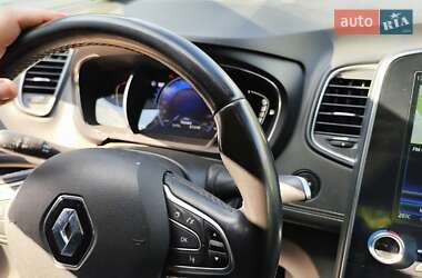 Минивэн Renault Scenic 2018 в 