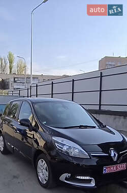 Мінівен Renault Scenic 2016 в Луцьку
