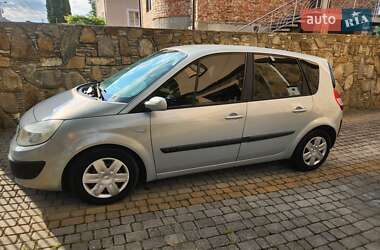 Мінівен Renault Scenic 2004 в Надвірній