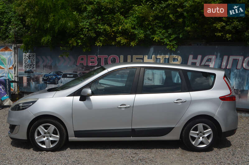 Мінівен Renault Scenic 2012 в Києві