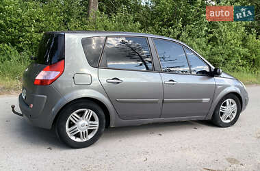 Минивэн Renault Scenic 2004 в 