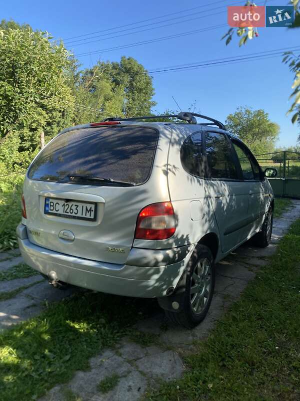 Минивэн Renault Scenic 2003 в Львове